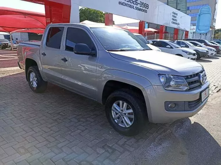 Volkswagen Amarok Prata 2