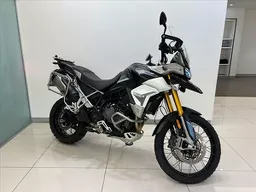 Triumph Tiger 900