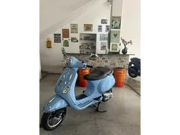 Piaggio Vespa