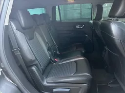 Jeep Commander