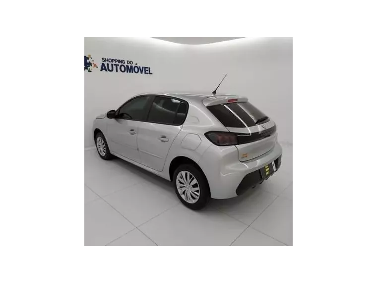 Peugeot 208 Prata 2