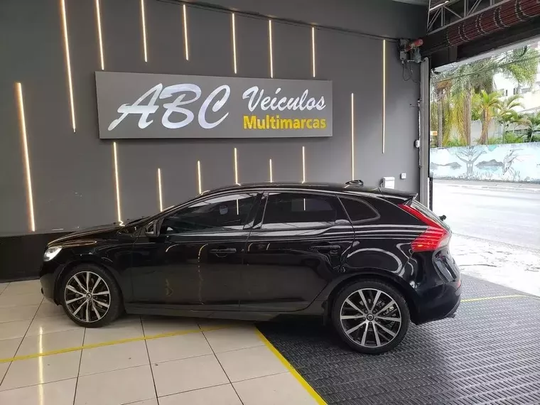 Volvo V40 Preto 5