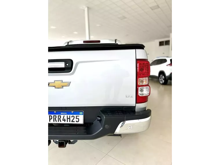 Chevrolet S10 Prata 12