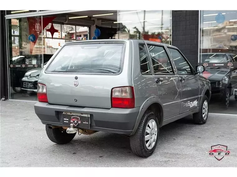 Fiat Uno Prata 1