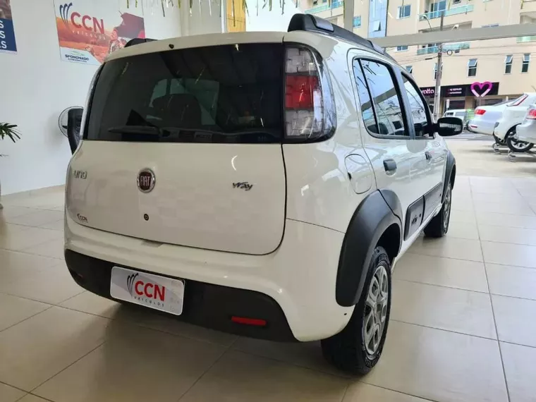 Fiat Uno Branco 3