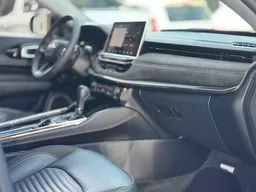 Jeep Commander