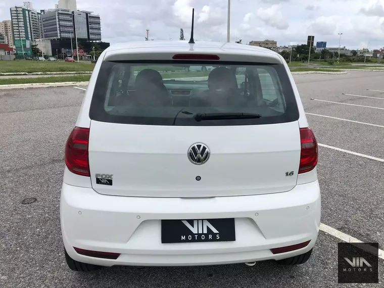 Volkswagen Fox Branco 9