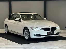 BMW 328i