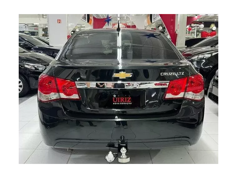 Chevrolet Cruze Preto 14