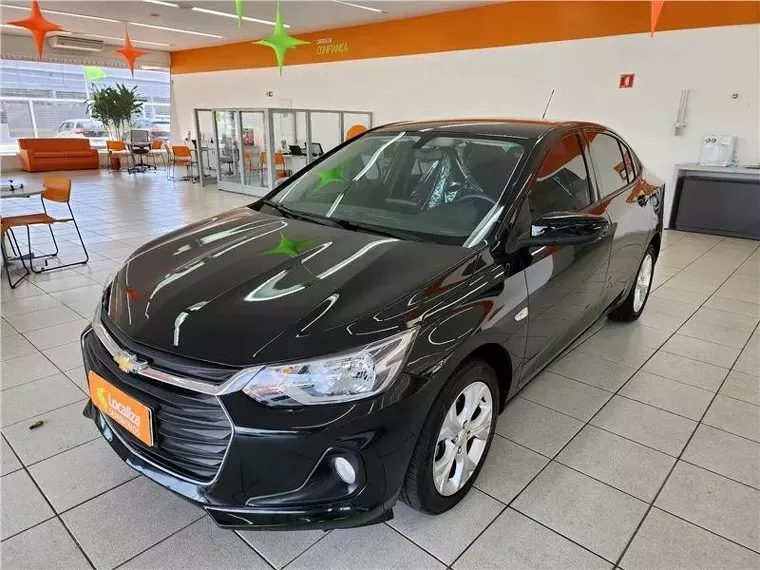 Chevrolet Onix Preto 7