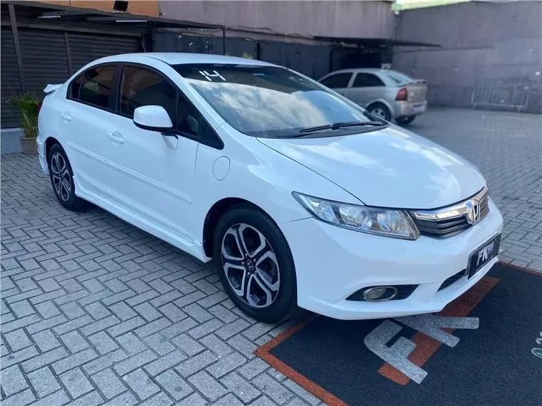 Honda Civic Branco 1