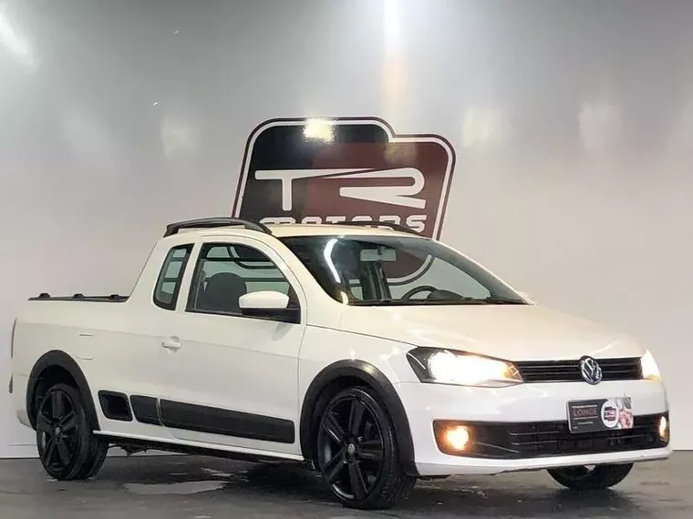 Volkswagen Saveiro Branco 3
