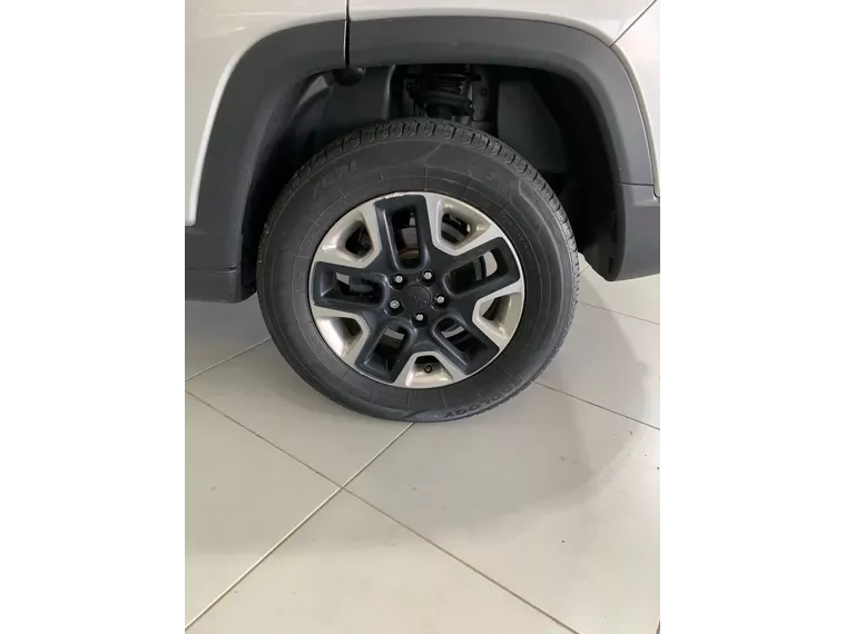 Jeep Compass Prata 14