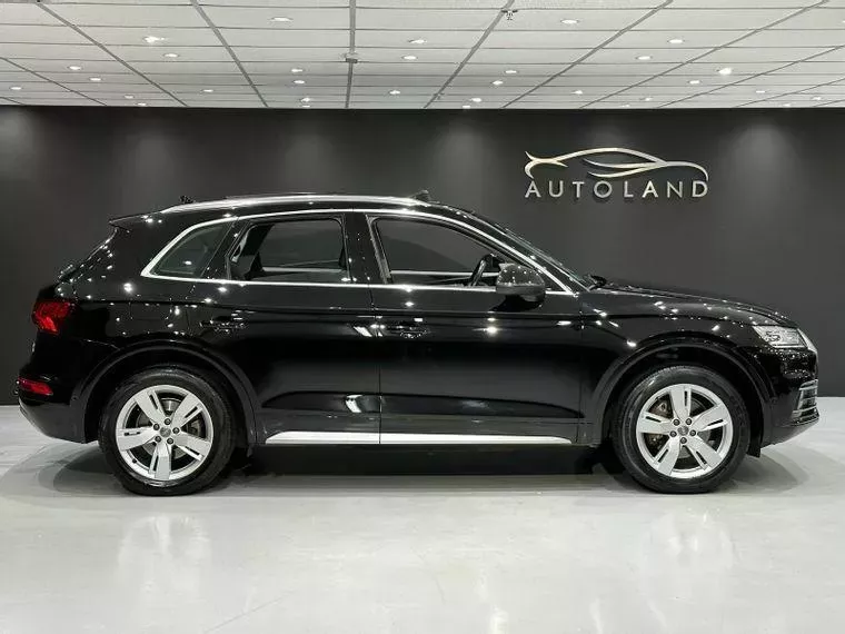 Audi Q5 Preto 13