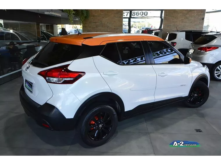 Nissan Kicks Branco 10