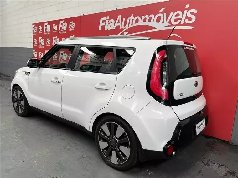 KIA Soul Branco 2