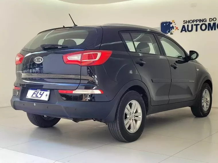 KIA Sportage Preto 16