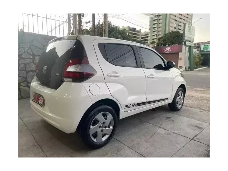 Fiat Mobi Branco 6