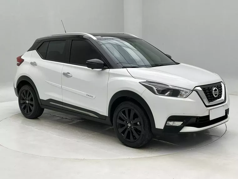 Nissan Kicks Branco 16