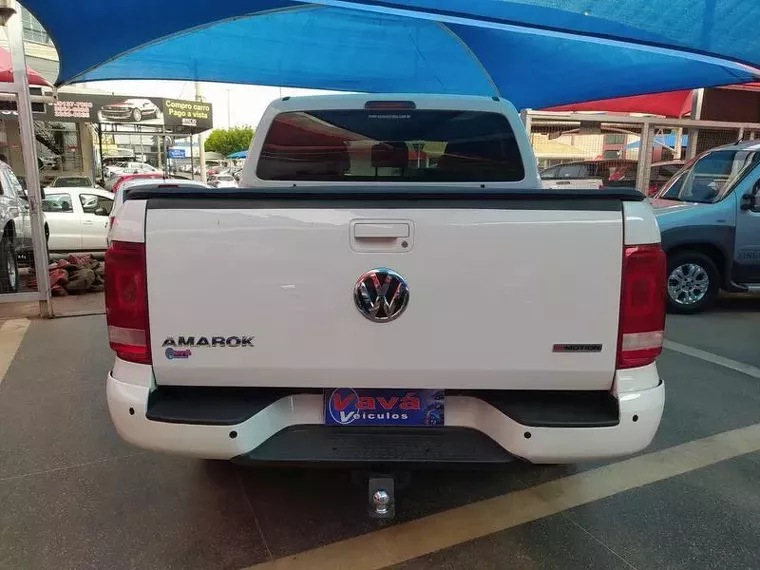 Volkswagen Amarok Branco 11