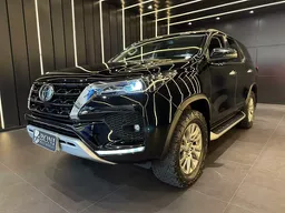 Toyota Hilux SW4