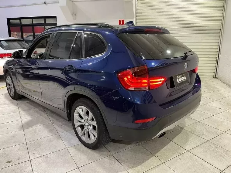 BMW X1 Azul 3