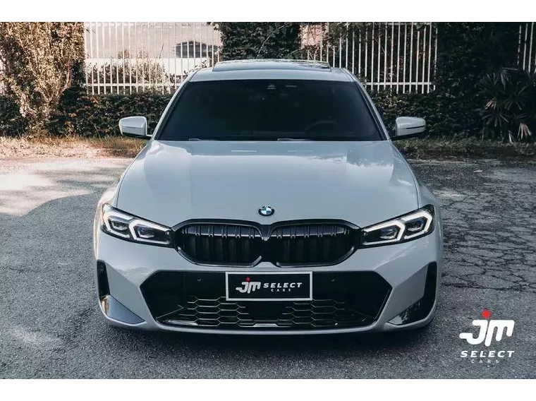 BMW 320i Cinza 2