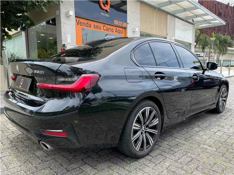 BMW 320i Preto 11