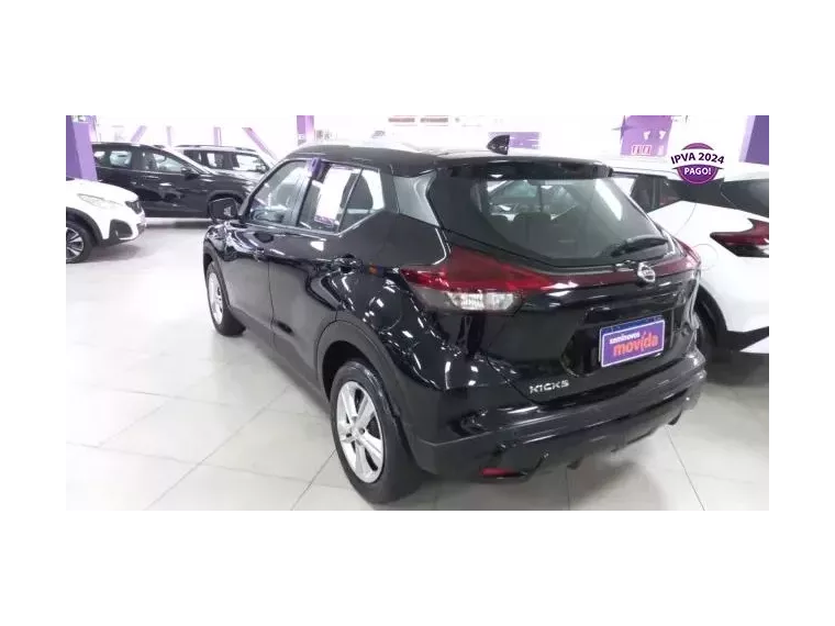 Nissan Kicks Preto 4