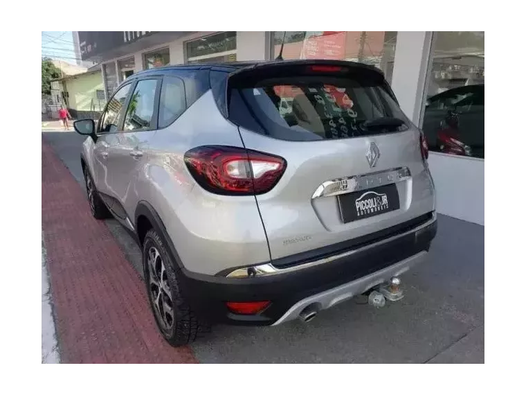 Renault Captur Prata 4