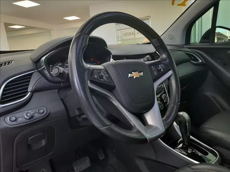 Chevrolet Tracker Preto 16