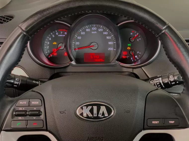 KIA Picanto Prata 3