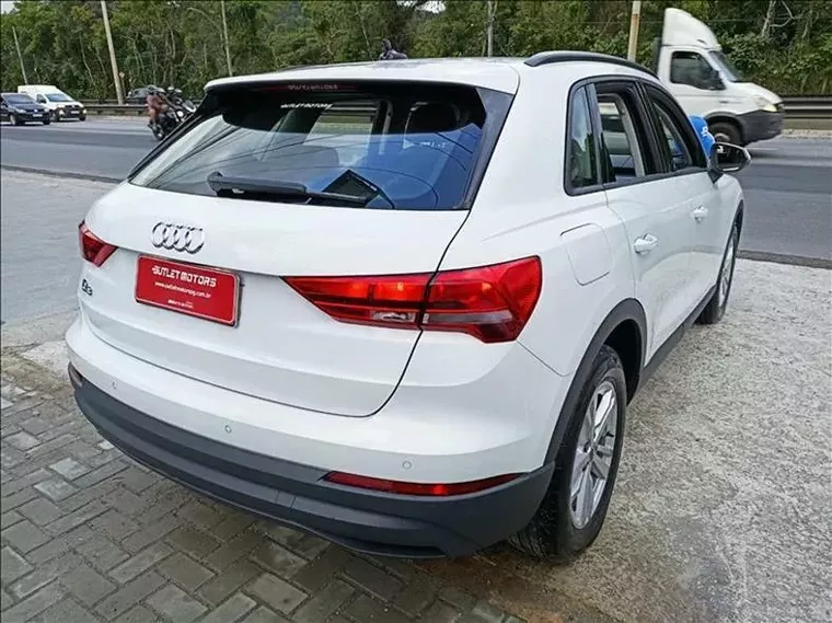 Audi Q3 Branco 9