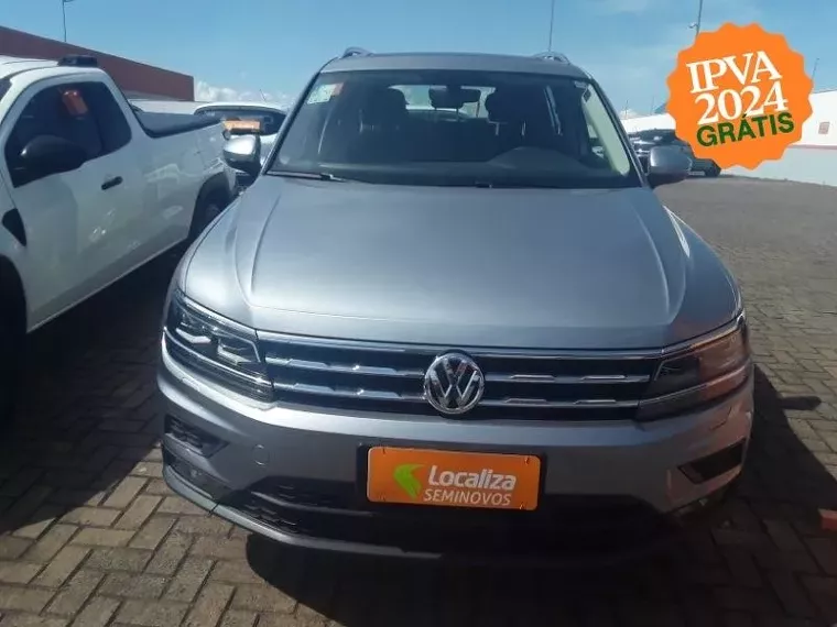 Volkswagen Tiguan Prata 6