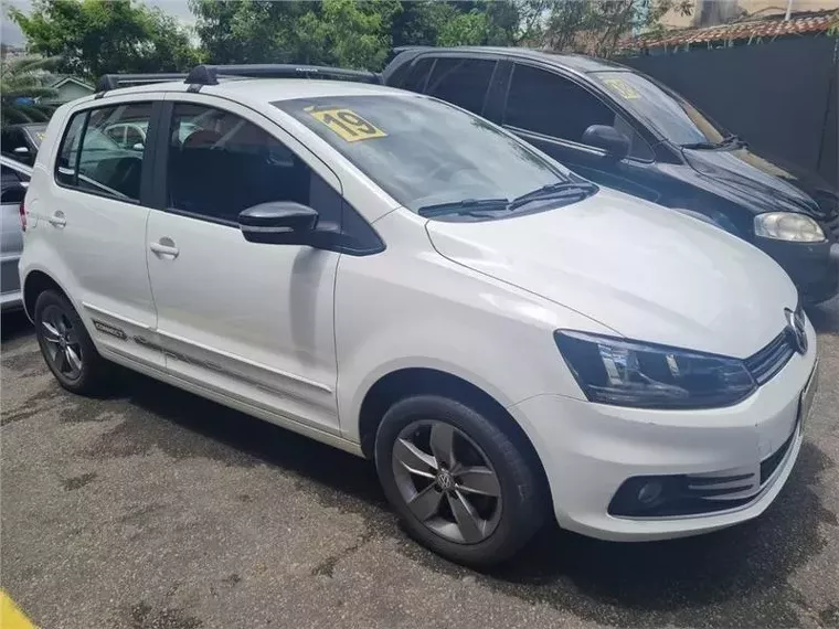 Volkswagen Fox Branco 13