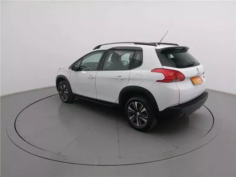 Peugeot 2008 Branco 7