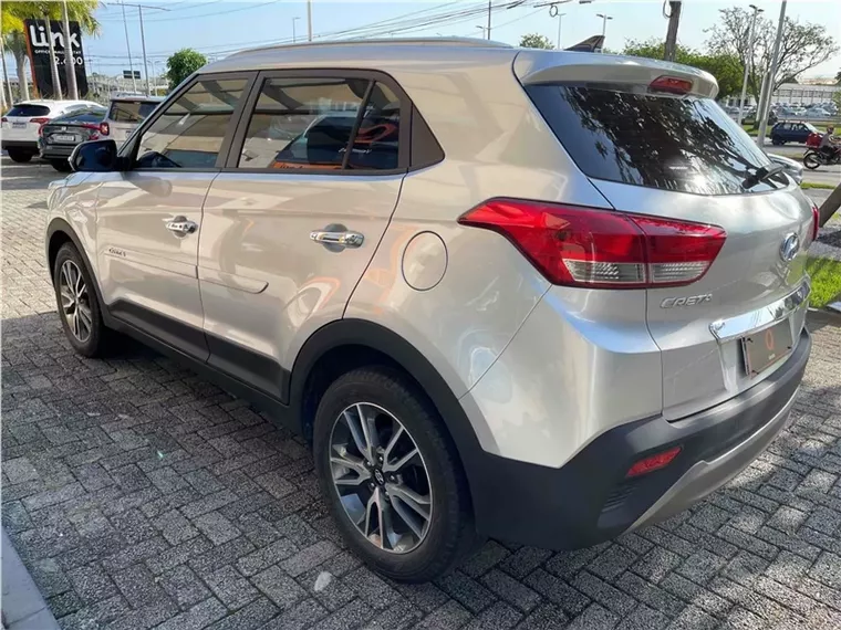 Hyundai Creta Prata 12