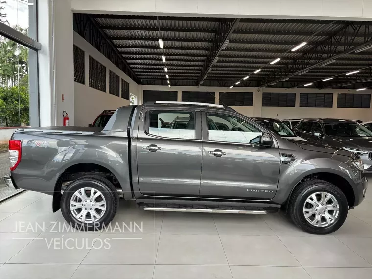 Ford Ranger Cinza 10