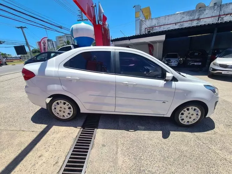 Ford KA Branco 14