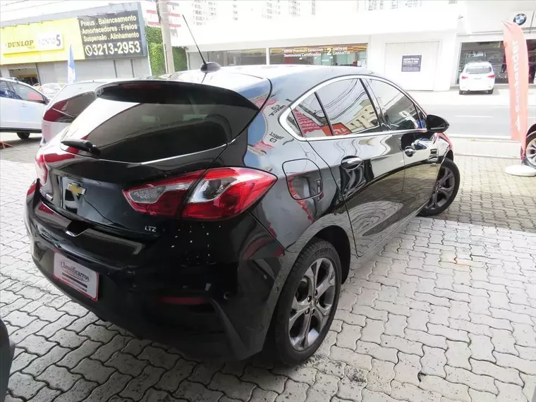 Chevrolet Cruze Preto 12