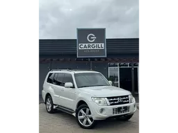 Mitsubishi Pajero Full
