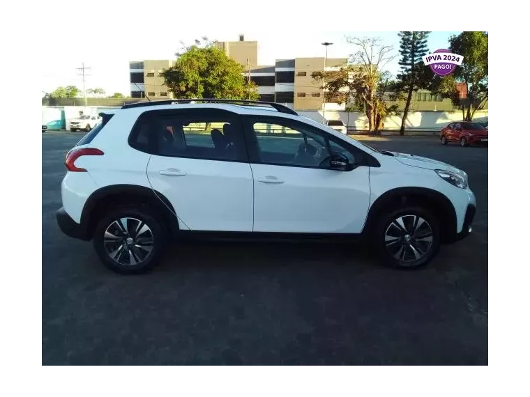 Peugeot 2008 Branco 6