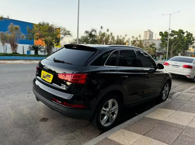 Audi Q3 Preto 6