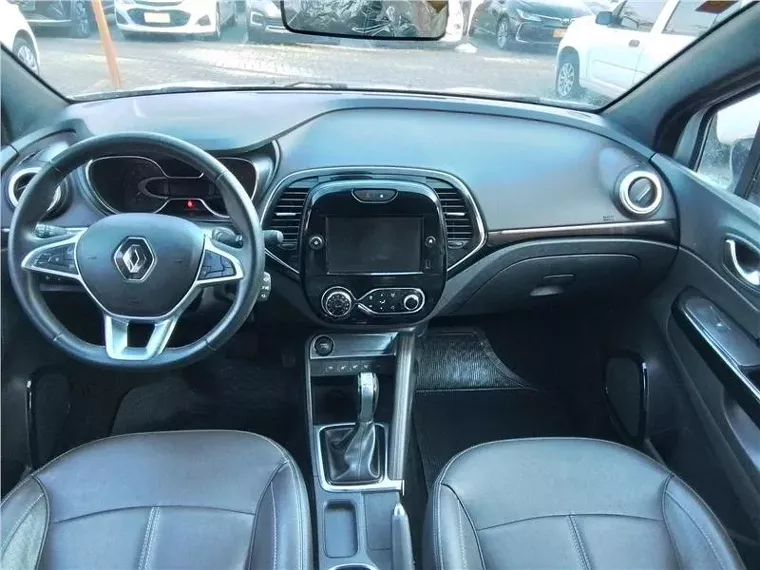 Renault Captur Prata 6