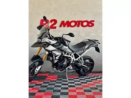 Triumph Tiger 900