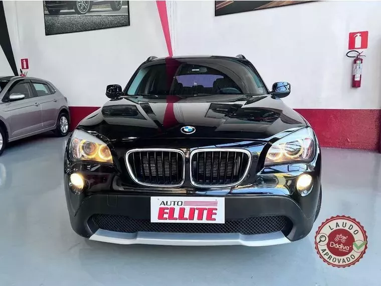 BMW X1 Preto 2