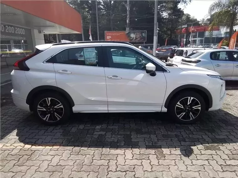 Mitsubishi Eclipse Cross Branco 3