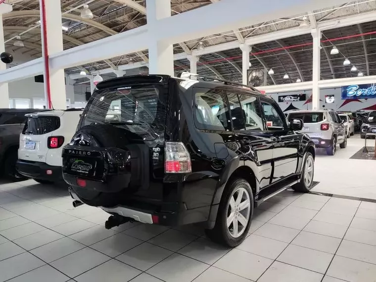 Mitsubishi Pajero Preto 13