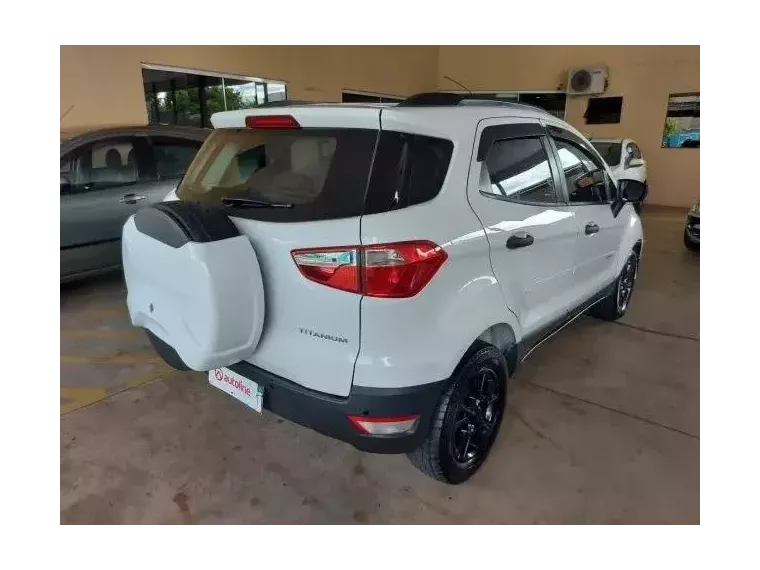 Ford Ecosport Branco 2