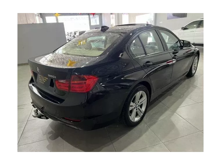 BMW 320i Preto 2